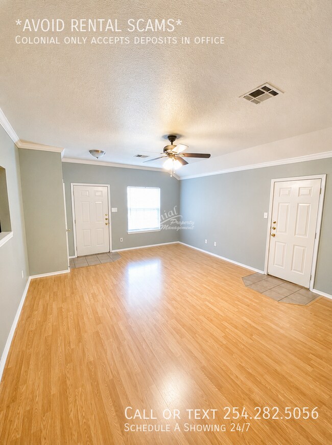 Building Photo - 2805 Alma Dr