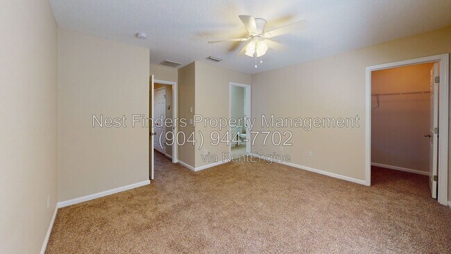Building Photo - 1002 N Black Cherry Dr