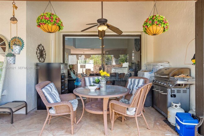 Building Photo - 9439 SW 123rd Ave Ct