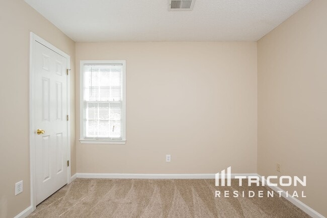 Building Photo - 1358 Chatley Way