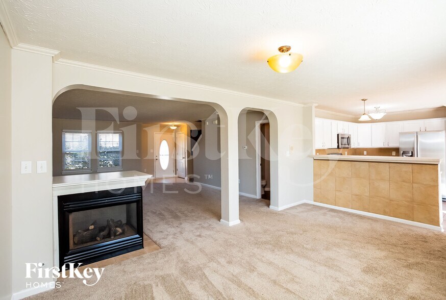 Building Photo - 7811 Camfield Way