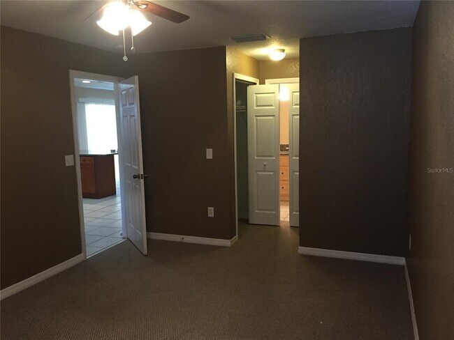 Building Photo - 4309 Longshore Dr