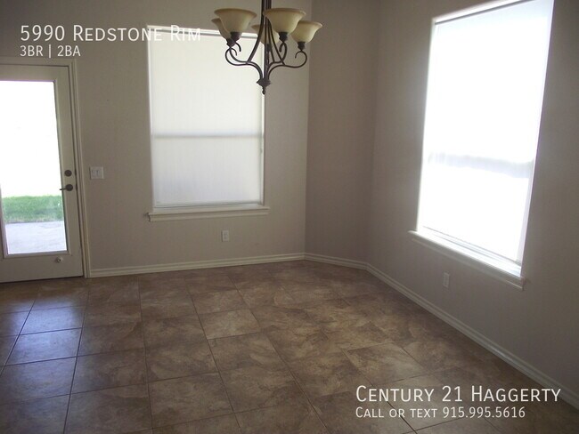 Building Photo - 5990 Redstone Rim Dr