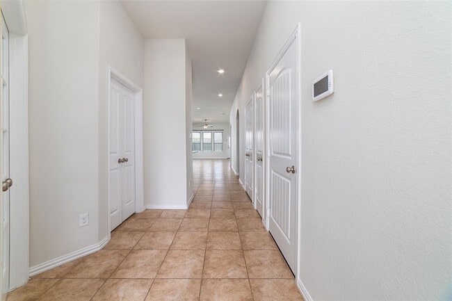 Building Photo - 8807 Harvest River Dr