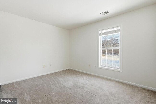 Building Photo - 35298 Scotland Heights Rd