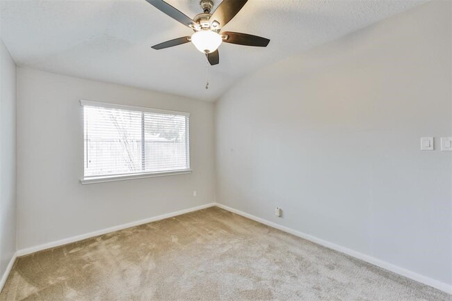 Building Photo - 11111 Wheatridge Dr