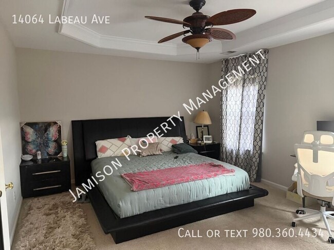 Building Photo - 14064 Labeau Ave