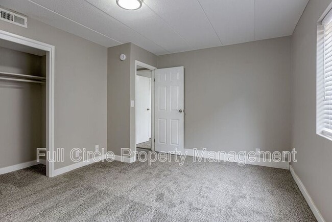 Building Photo - 1640 N 56th St