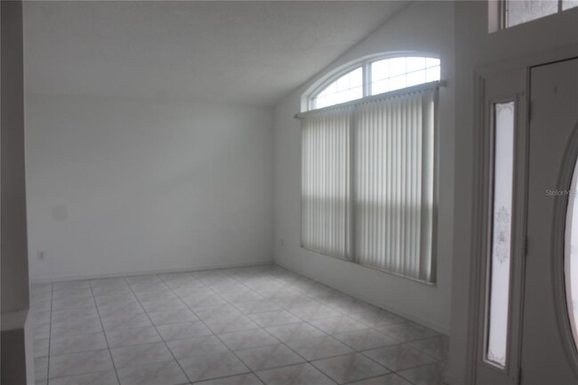 Building Photo - 462 Kassik Cir