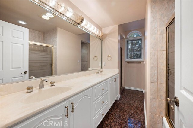 Building Photo - 28510 W Driver Ave