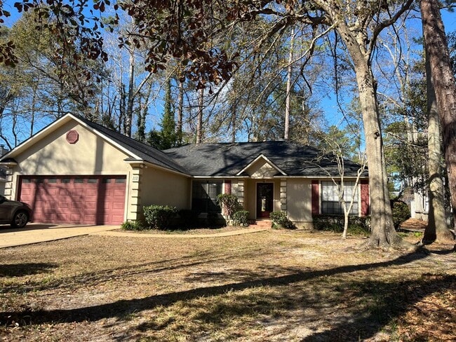 Building Photo - 112 Eagles Landing Dr