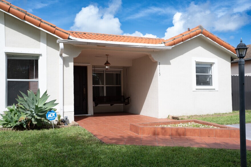 Building Photo - 21115 SW 125th Court Rd