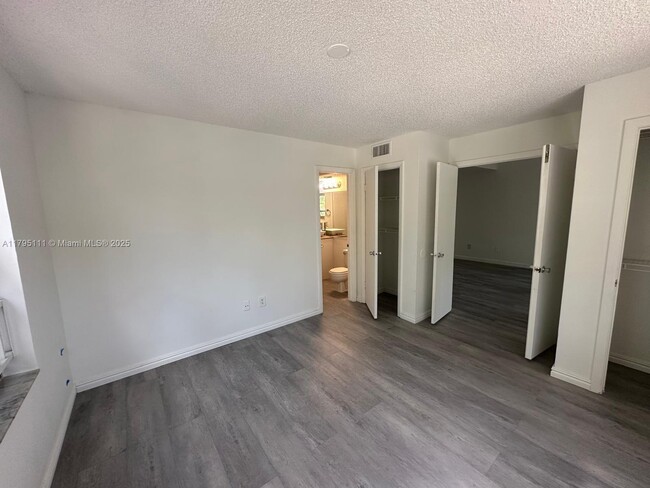 Building Photo - 4421 W McNab Rd
