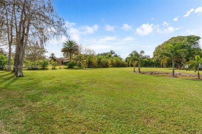 Building Photo - 7601 NW 82nd Terrace