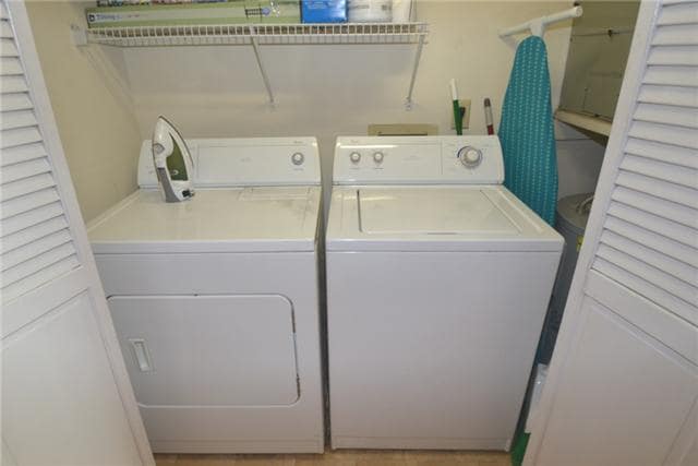 Washer & Dryer In Unit - 2112 Blair Blvd