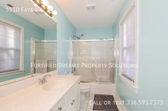 Building Photo - 5510 Faye Dr