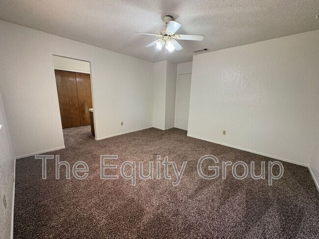 Building Photo - 947 W Seeger Ave