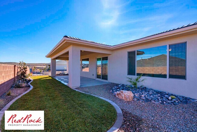Building Photo - Incredible 3 Bedroom, 2 Bathroom Property ...