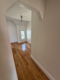 Building Photo - 403 W Eleventh St