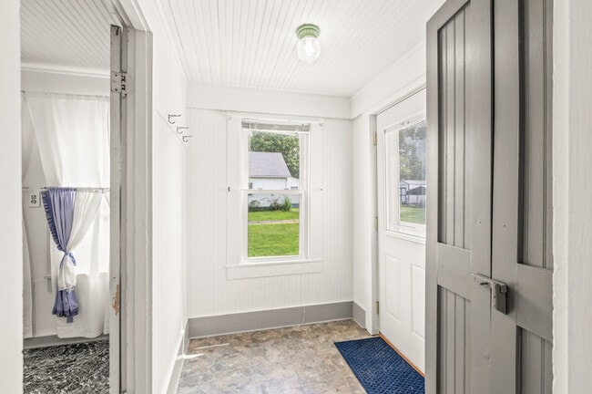 Building Photo - 2637 17th St