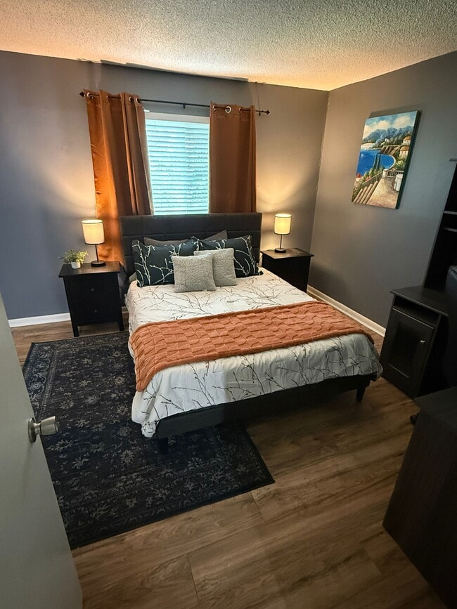 Building Photo - 5707 Bramblegate Rd