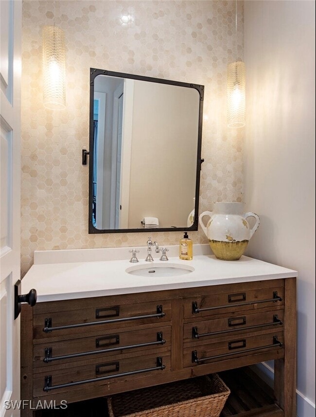 Building Photo - 491 17th Ave S