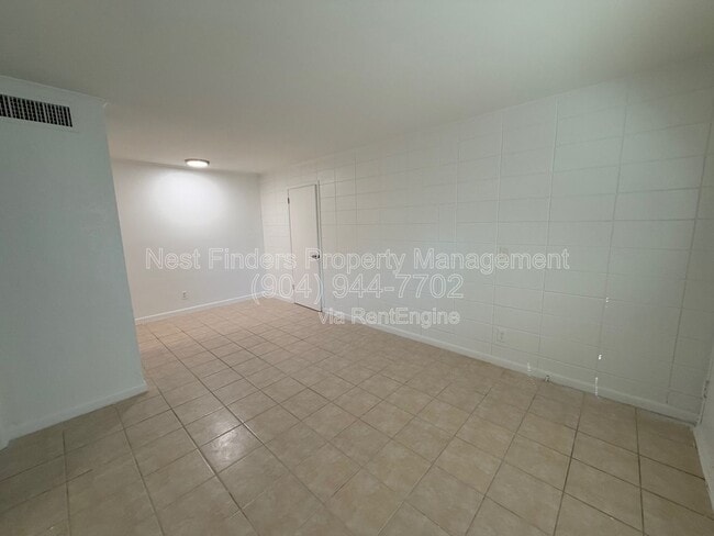 Building Photo - 1318 Sydney Pl