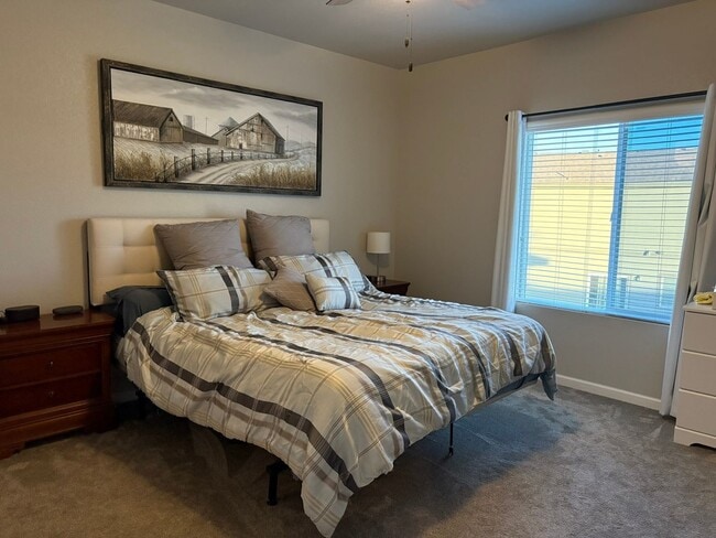 Building Photo - Spacious 4BR House in Fort Lupton