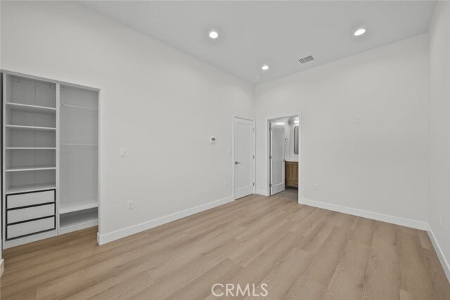 Building Photo - 16404 Donmetz St