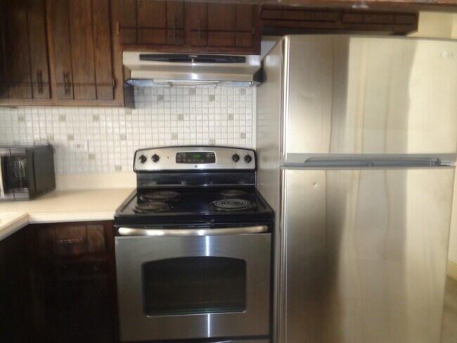 Building Photo - 6834 W Lode Dr