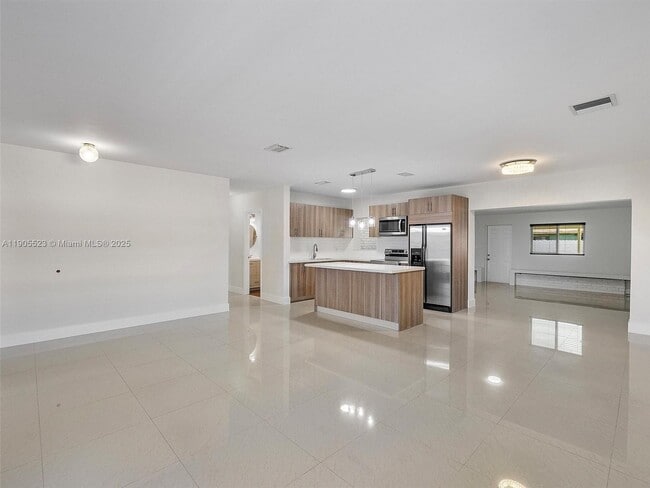 Building Photo - 3840 NW 176th St