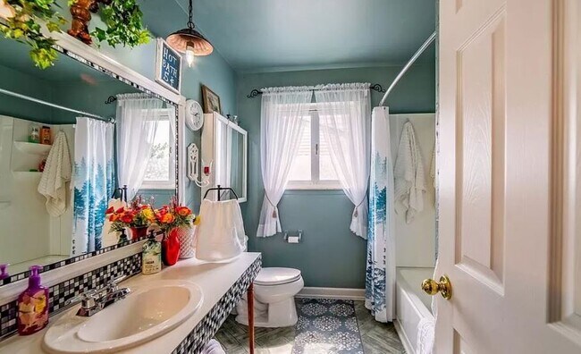 Building Photo - 9768 Jackson St