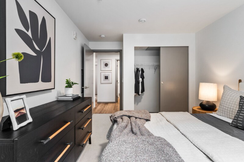 Building Photo - 2950 NE 11th St