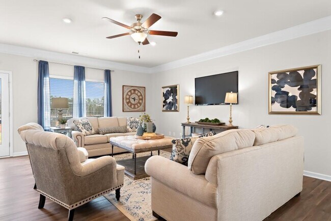 Building Photo - 295 Cranston Dr