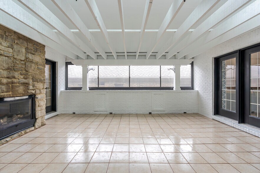 Building Photo - 2409 San Milano Pl