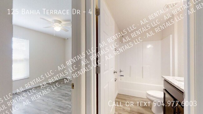 Building Photo - 125 Bahia Terrace Dr