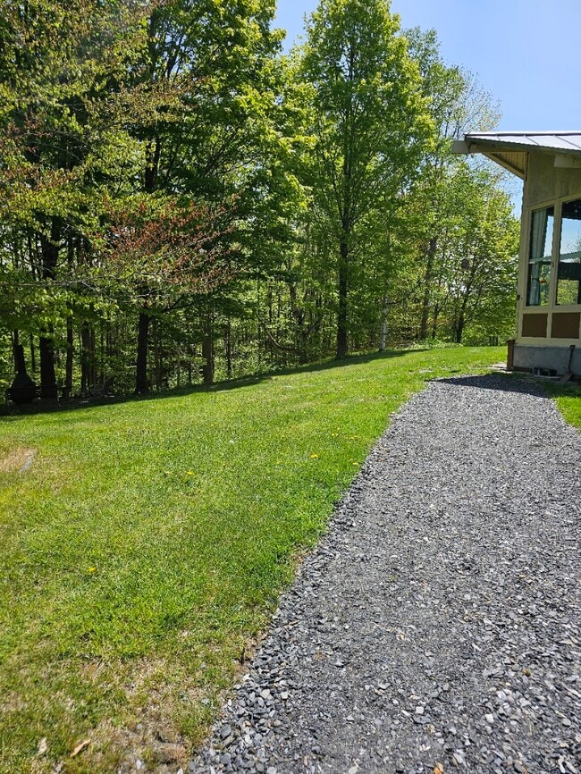 Building Photo - 766 Twin Pond Rd