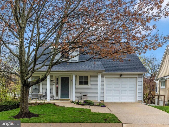 Building Photo - 606 Merridale Blvd