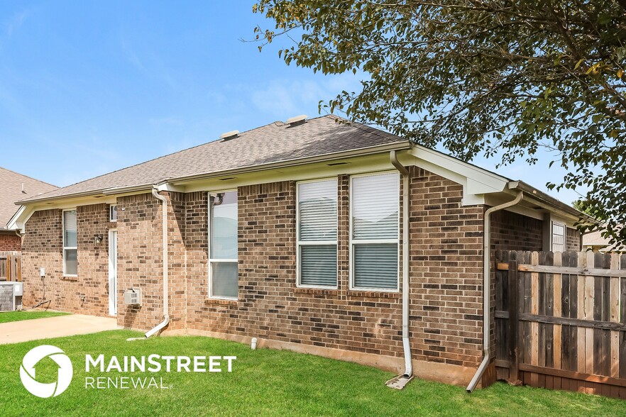 Building Photo - 2408 NW 161st St