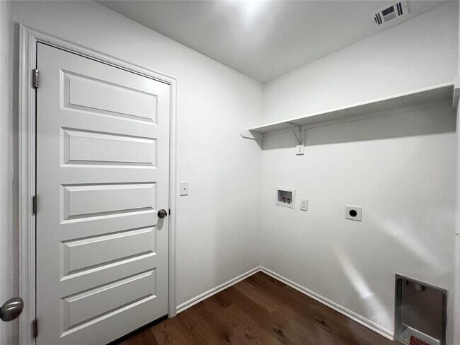 Building Photo - 620 SW 11th St