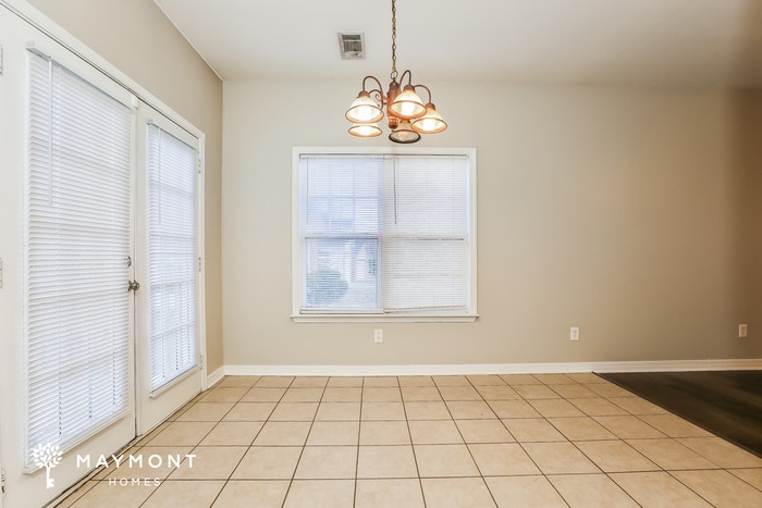 Building Photo - 3204 Cloverridge Dr