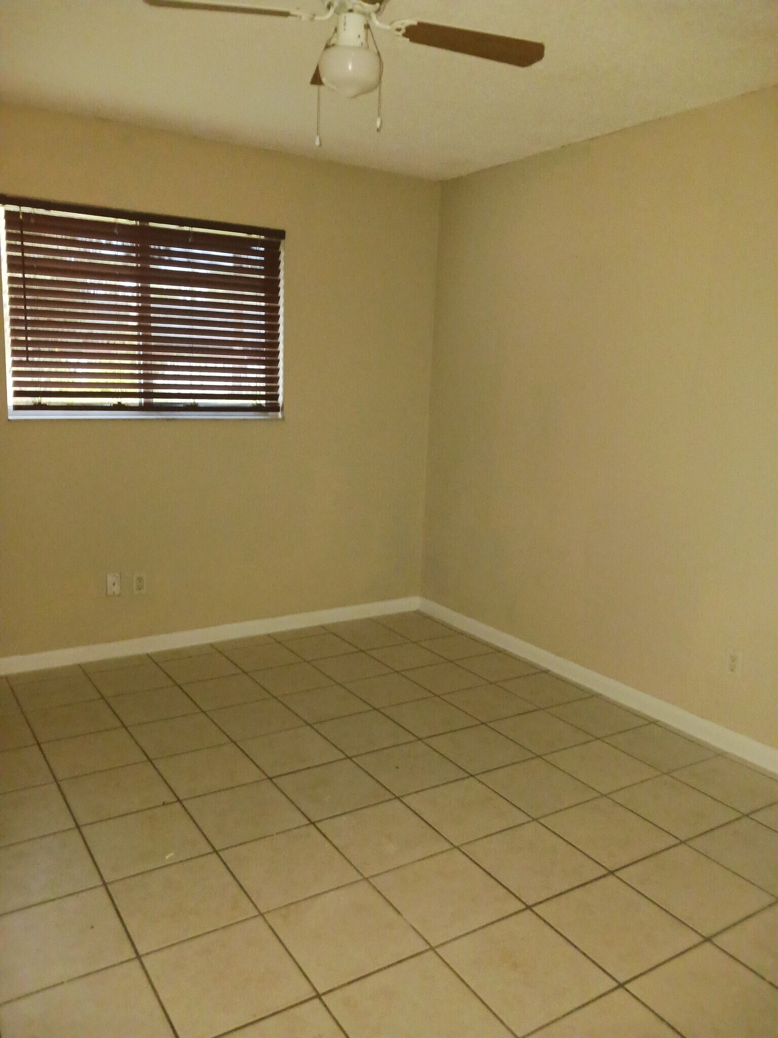 Building Photo - 4135 Pine Drop Ln