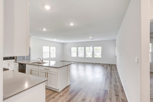 Building Photo - 2113 Guntersville Bnd