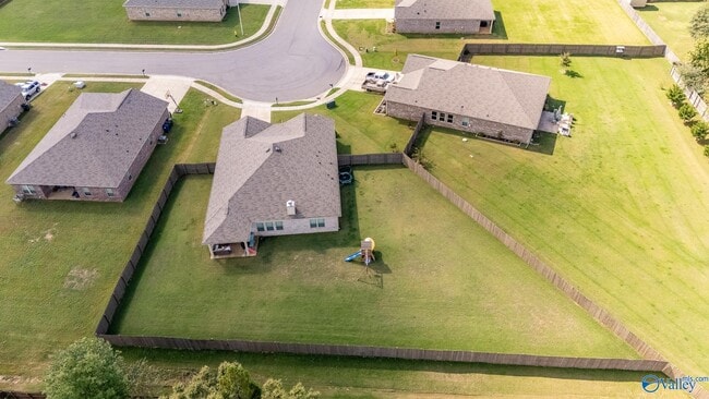 Building Photo - 117 Red Fox Wy