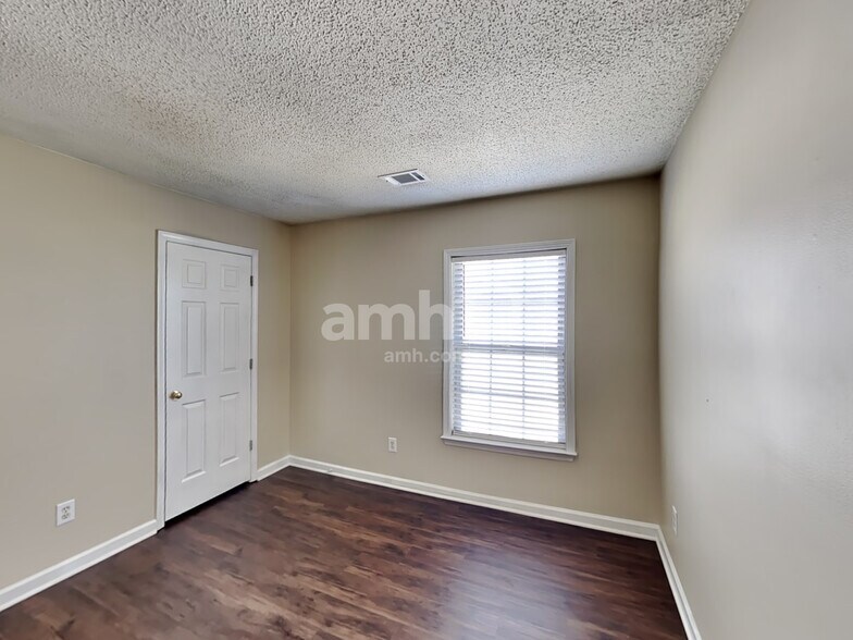Building Photo - 11515 Bentham Ct