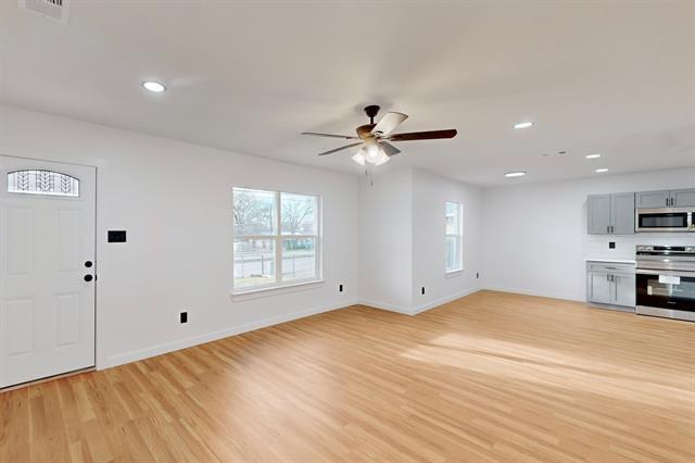 Building Photo - 2802 N Masters Dr