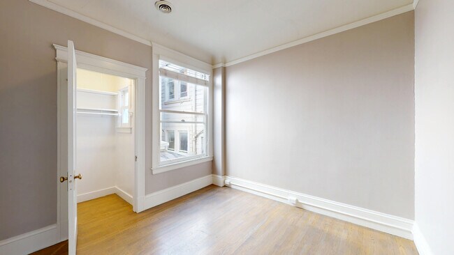 Building Photo - 186 Gough St