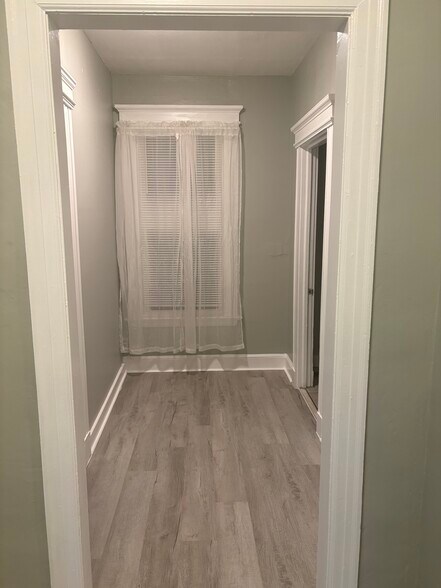 Building Photo - 950 Townsend Ave