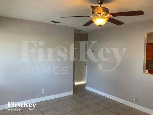 Building Photo - 6404 Fletcher St