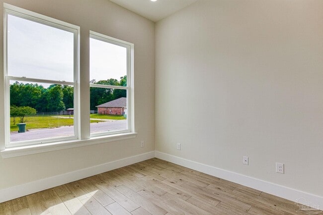 Building Photo - 412 Elcino Dr